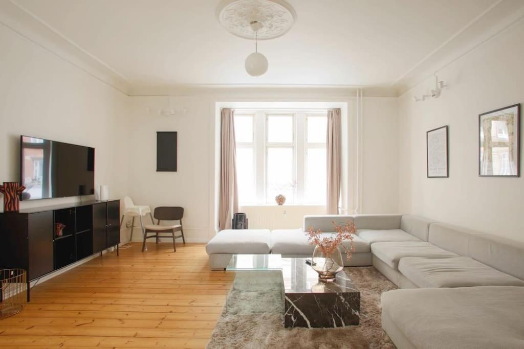 Large & Bright 3Br Apartment W Whirlpool Near Metro 코펜하겐 외부 사진