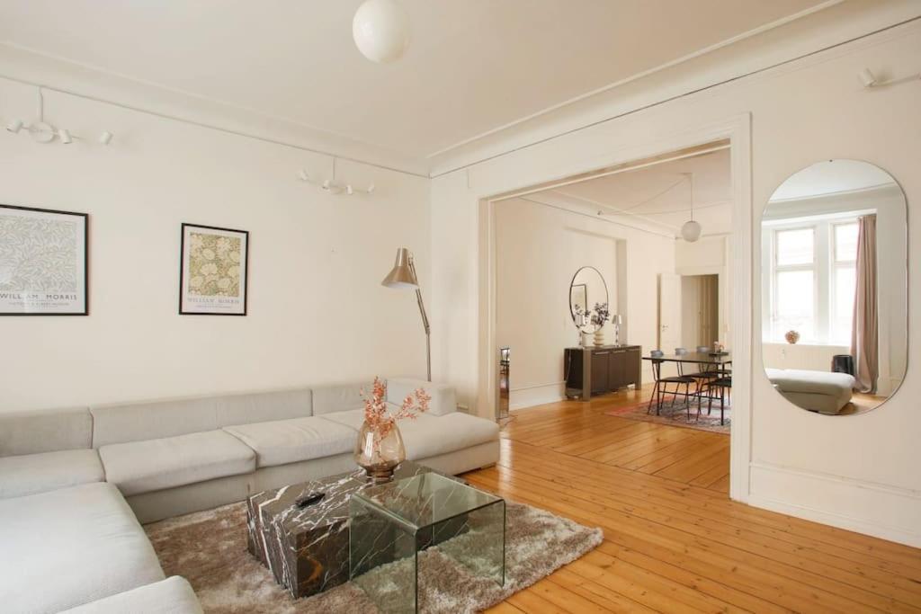 Large & Bright 3Br Apartment W Whirlpool Near Metro 코펜하겐 외부 사진