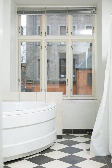 Large & Bright 3Br Apartment W Whirlpool Near Metro 코펜하겐 외부 사진