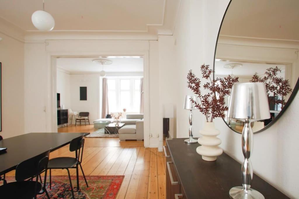 Large & Bright 3Br Apartment W Whirlpool Near Metro 코펜하겐 외부 사진
